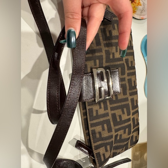 Vintage Fendi Mini Baguette Zucca Shoulder Bag - Picture 13 of 16